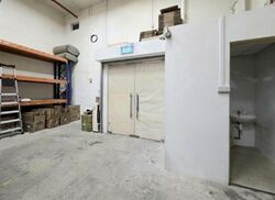 Oxley Bizhub (D14), Warehouse #612501231